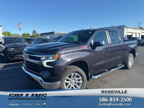 Used 2022 Chevrolet Silverado 1500 LT w/ Z71 Off-Road Package AWD/4WD image 1