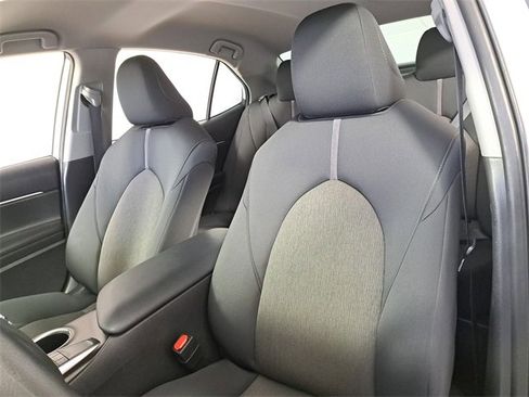 Used 2023 Toyota Camry LE image 20
