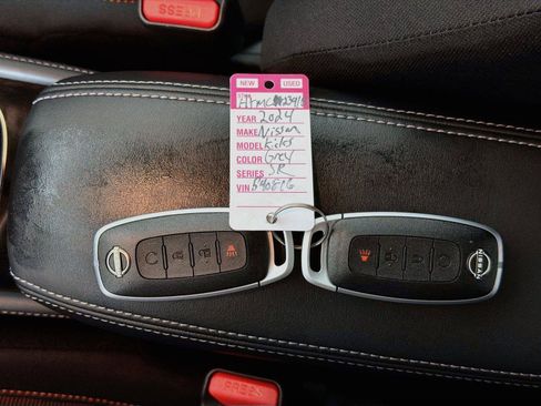 Used 2024 Nissan Kicks SR FWD image 4