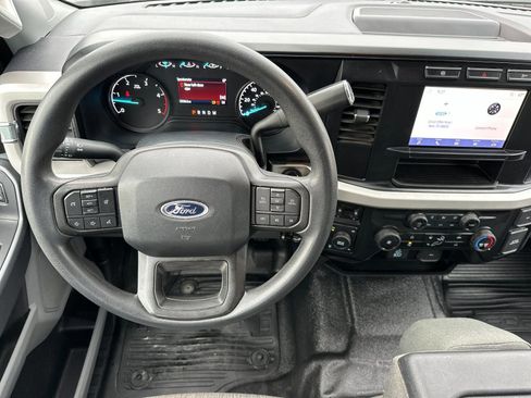 Used 2024 Ford F350 XLT image 14
