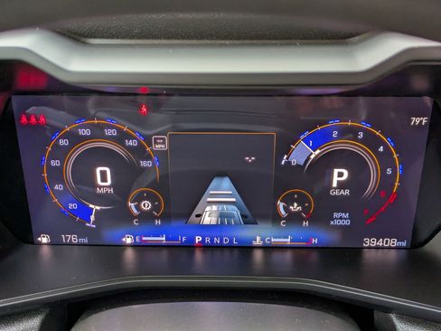 Used 2024 Chevrolet Colorado W/T w/ WT Convenience Package image 17