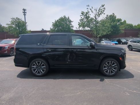 Used 2023 Cadillac Escalade Sport w/ Touring Package AWD/4WD image 2