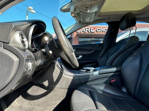Used 2016 Mercedes-Benz C 300 4MATIC Sedan image 12