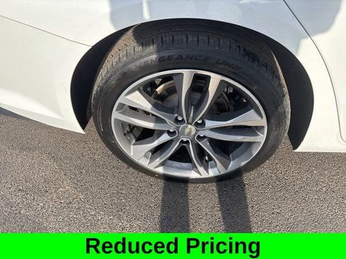 Used 2021 Chevrolet Malibu LT image 44