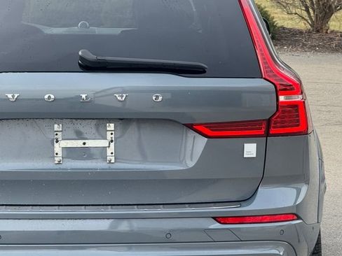 Used 2023 Volvo XC60 T8 Polestar w/ Protection Package Premier image 5