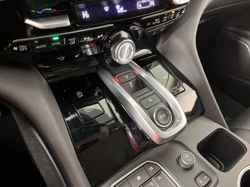 Used 2023 Acura MDX SH-AWD w/ Technology Package image 29