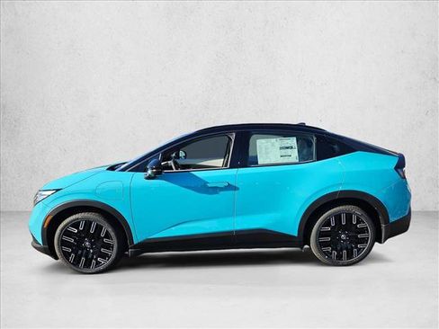 New 2026 Nissan Leaf Platinum+ image 2