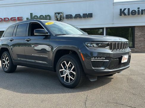 New 2025 Jeep Grand Cherokee Limited w/ Trailer Tow Package image 1