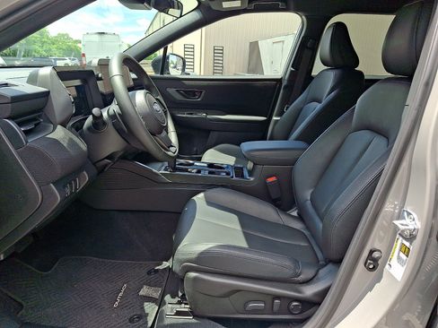 Certified 2026 Subaru Outback Premium AWD/4WD image 9