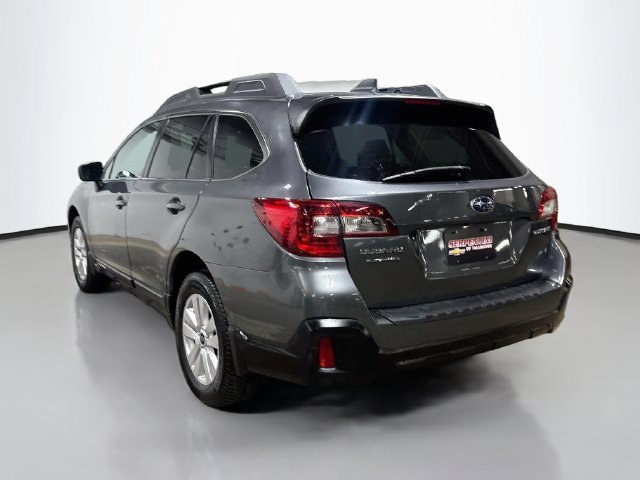 Used 2019 Subaru Outback 2.5i Premium w/ Popular Package #2 AWD/4WD image 9