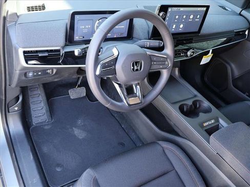 New 2026 Honda Prologue EX image 3