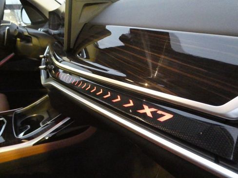 Used 2026 BMW X7 xDrive40i image 48