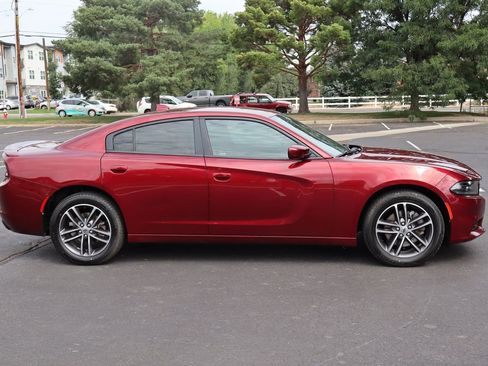 Used 2019 Dodge Charger SXT w/ Cold Weather Package image 3