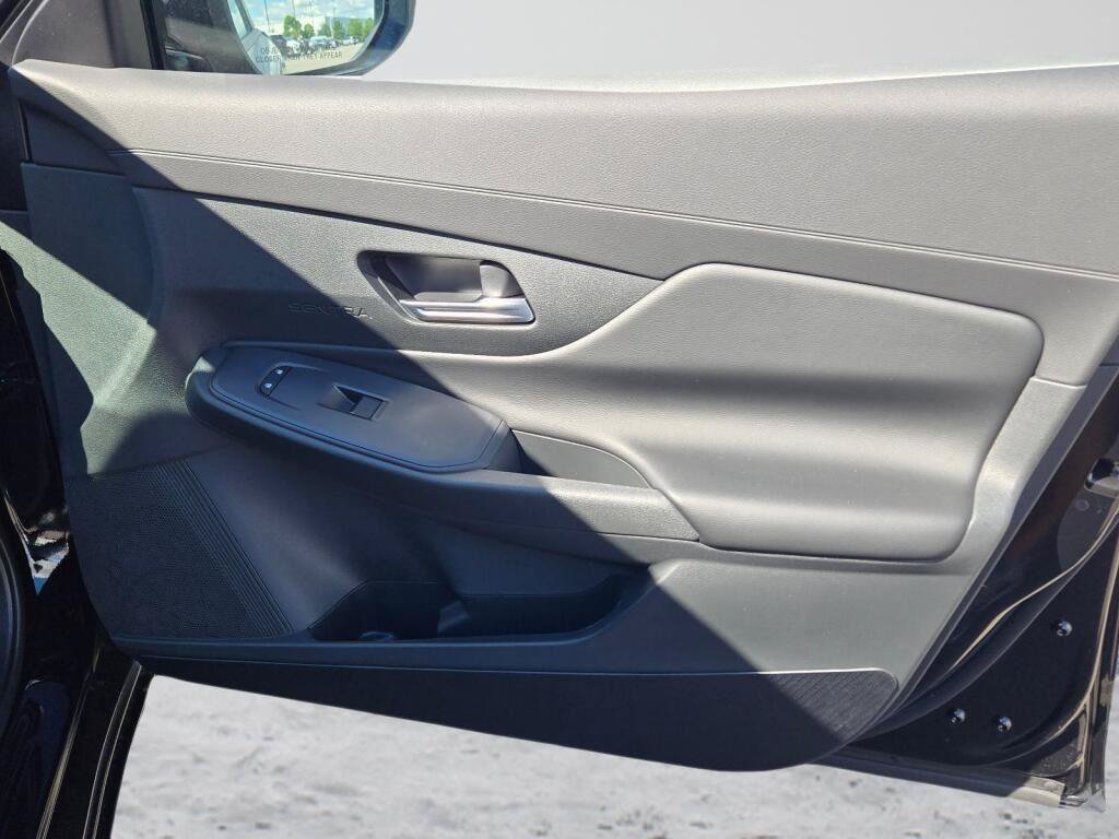New 2026 Nissan Sentra SV w/ SV Convenience Package FWD image 7