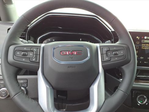 Used 2024 GMC Sierra 1500 Elevation image 22