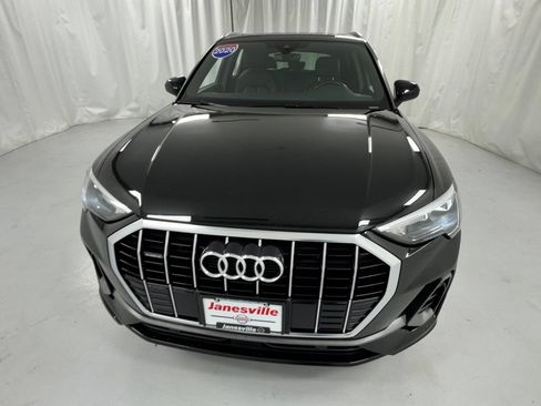 Used 2020 Audi Q3 2.0T Premium w/ Convenience Package AWD/4WD image 8
