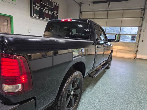 Used 2014 RAM 1500 Express w/ Black Ram 1500 Express Group AWD/4WD image 7