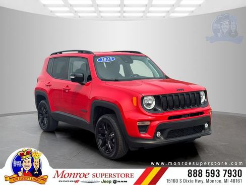 Certified 2023 Jeep Renegade Altitude w/ Convenience Group I AWD/4WD image 1