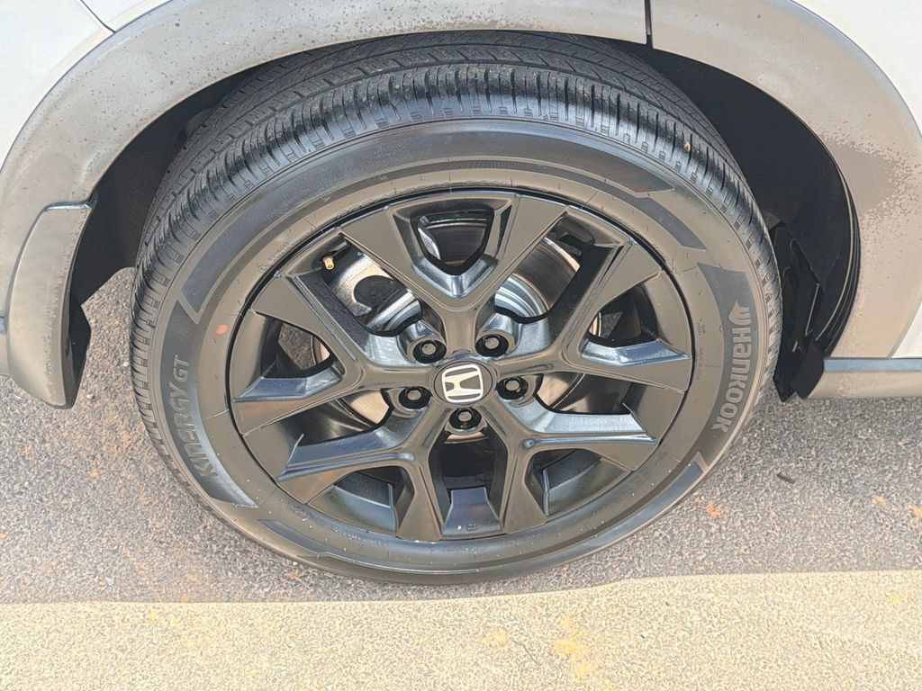Used 2025 Honda HR-V Sport image 17