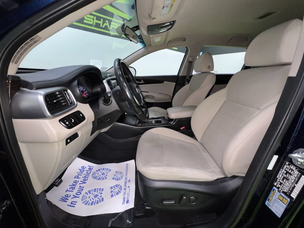 Used 2020 Kia Sorento LX w/ LX I4 Convenience Package AWD/4WD image 18