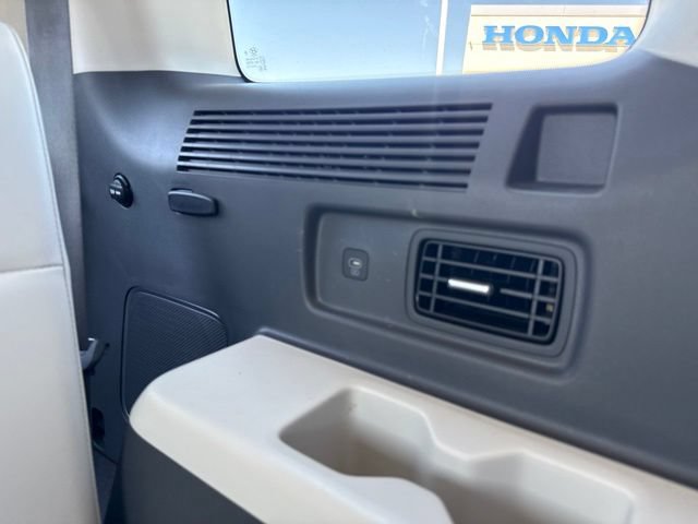 Used 2025 Hyundai Santa Fe Calligraphy AWD/4WD image 31
