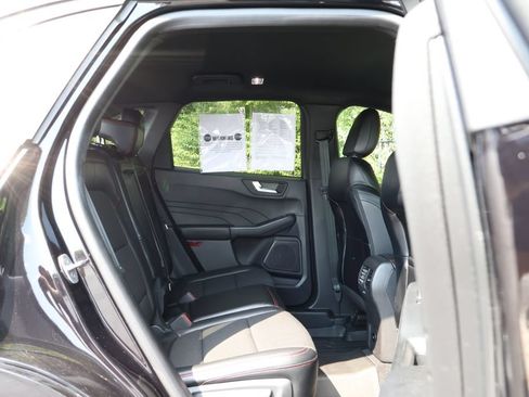 Used 2024 Ford Escape ST-Line w/ Tech Pack #1 AWD/4WD image 45