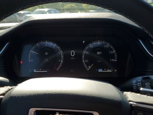 New 2025 Jeep Grand Cherokee Limited w/ Black Appearance Package image 9