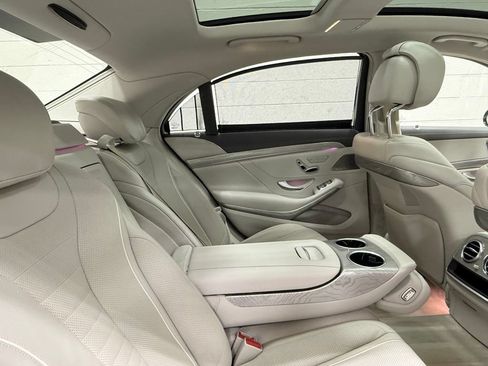 Used 2017 Mercedes-Benz S 550 4MATIC Sedan image 42