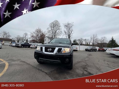 Used 2012 Nissan Frontier SV w/ SV Premium Utility Pkg image 1
