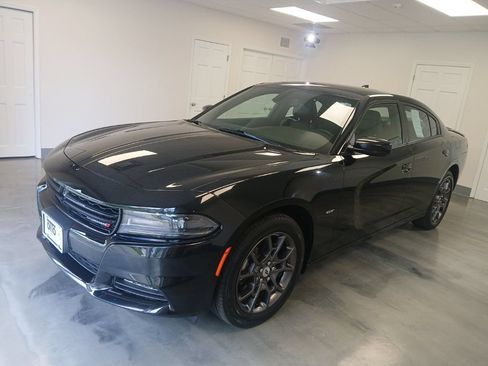Used 2018 Dodge Charger GT AWD/4WD image 4