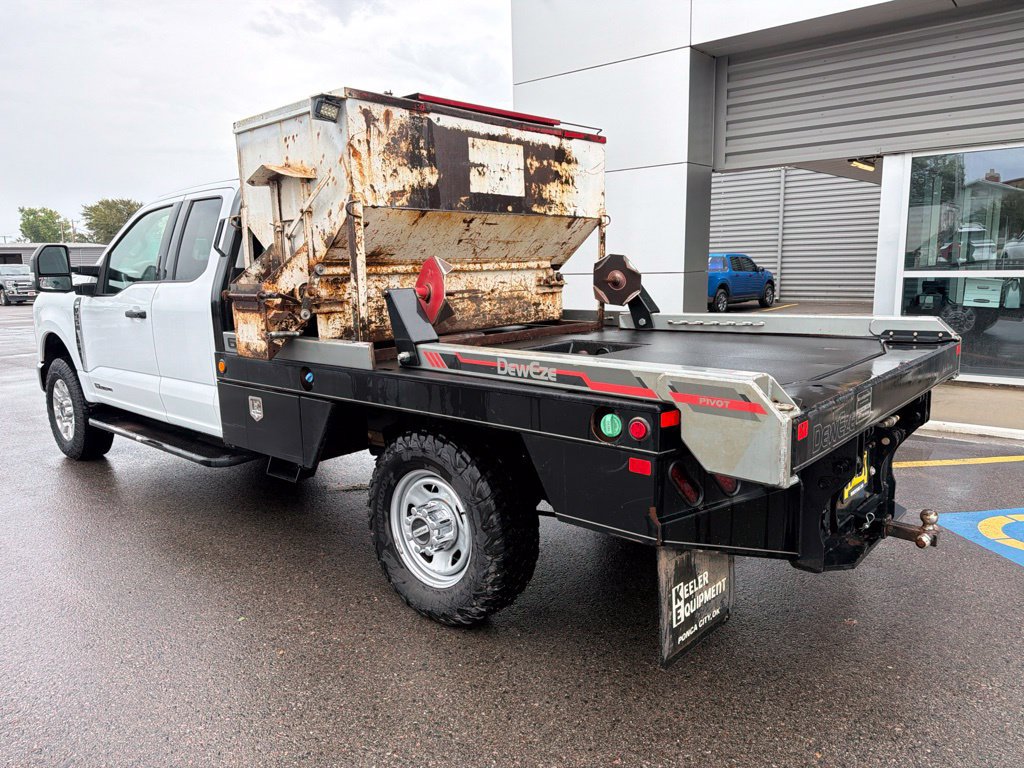 Used 2023 Ford F350 XLT w/ XLT Value Package AWD/4WD image 8
