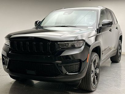 Used 2023 Jeep Grand Cherokee Altitude