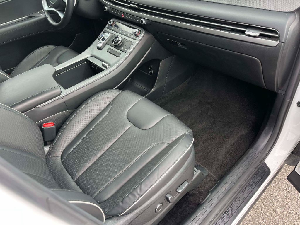 Used 2025 Hyundai Palisade SEL FWD image 13