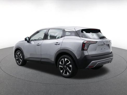 Used 2026 Nissan Kicks SV w/ Cold Weather Package AWD/4WD image 7