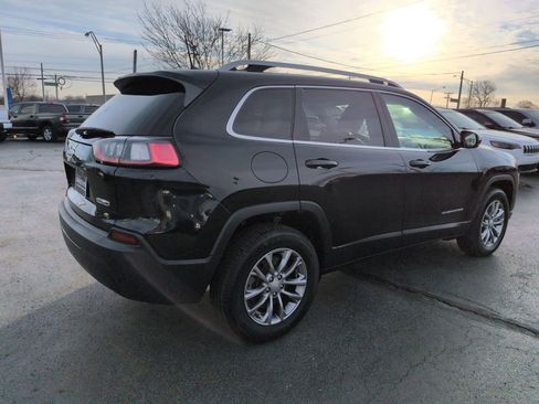 Used 2020 Jeep Cherokee Latitude Plus w/ Comfort/Convenience Group image 5