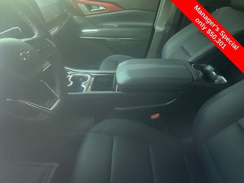 Used 2026 Chevrolet Traverse Z71 w/ Driver Confidence Package AWD/4WD image 8