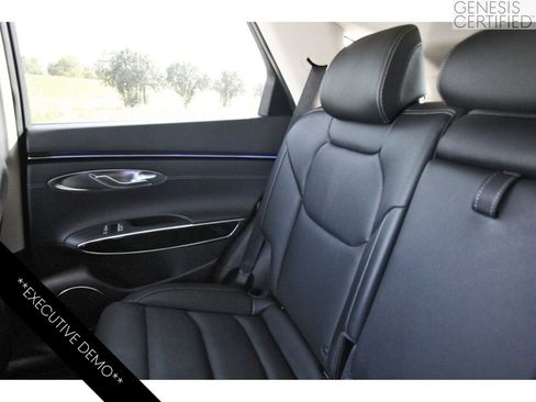 Used 2026 Genesis GV70 2.5T AWD/4WD image 14