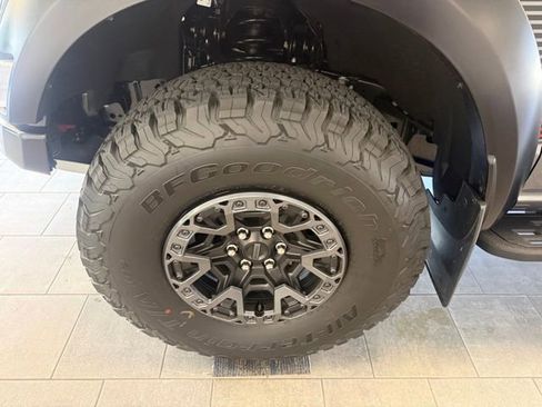 Used 2025 Ford F150 Raptor w/ Equipment Group 803A Raptor R AWD/4WD image 8