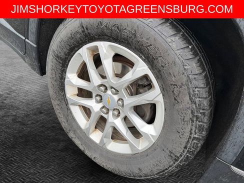 Used 2019 Chevrolet Traverse LT image 11