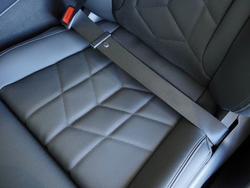 Used 2026 BMW i5 eDrive40 w/ M Sport Package image 12