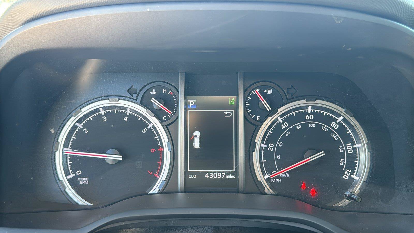 Used 2023 Toyota 4Runner TRD Off-Road Premium w/ Moonroof Package AWD/4WD image 15
