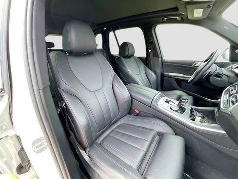 Used 2022 BMW X5 xDrive40i AWD/4WD image 30