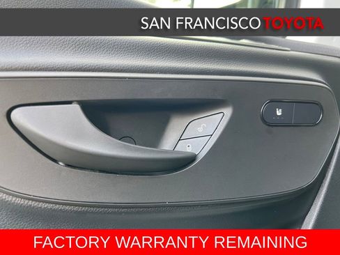 Used 2024 Mercedes-Benz Sprinter 2500 image 33