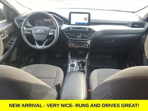 Used 2022 Ford Escape SE w/ Cold Weather Package image 11