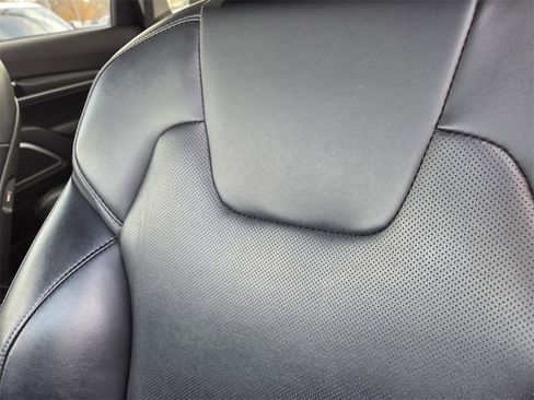 Used 2022 Kia Telluride S image 15