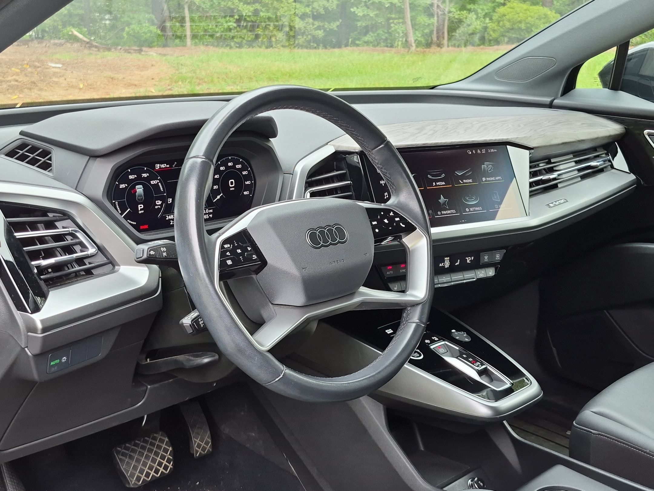 Used 2024 Audi Q4 e-tron Premium AWD/4WD image 4