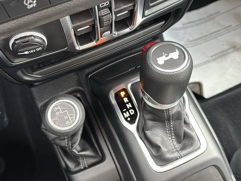 New 2026 Jeep Wrangler Unlimited Sport image 18