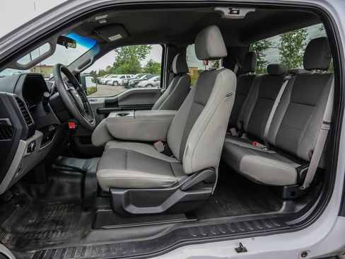 Used 2018 Ford F150 XL w/ Equipment Group 101A Mid AWD/4WD image 17