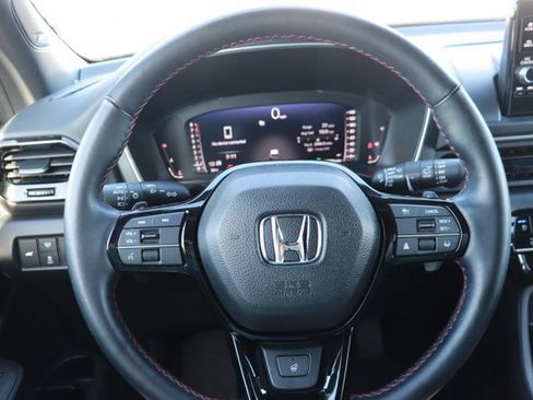 Certified 2025 Honda Pilot Black Edition image 26
