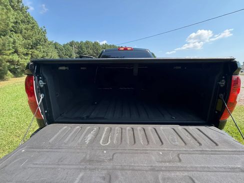 Used 2018 Toyota Tundra SR AWD/4WD image 17
